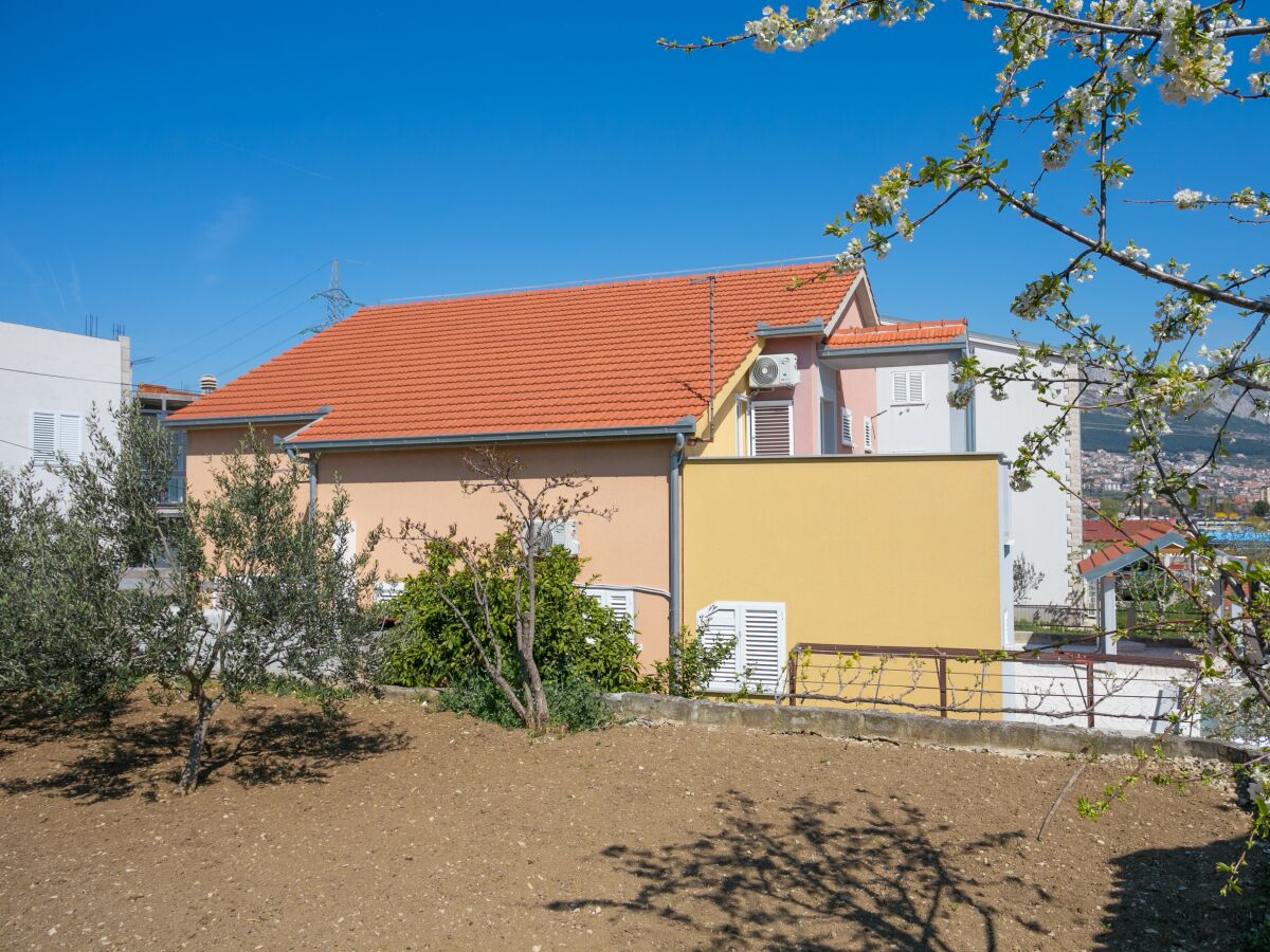 Apartment Three bedroom apartment with terrace Split A-21026-a - Outdoor photo 4