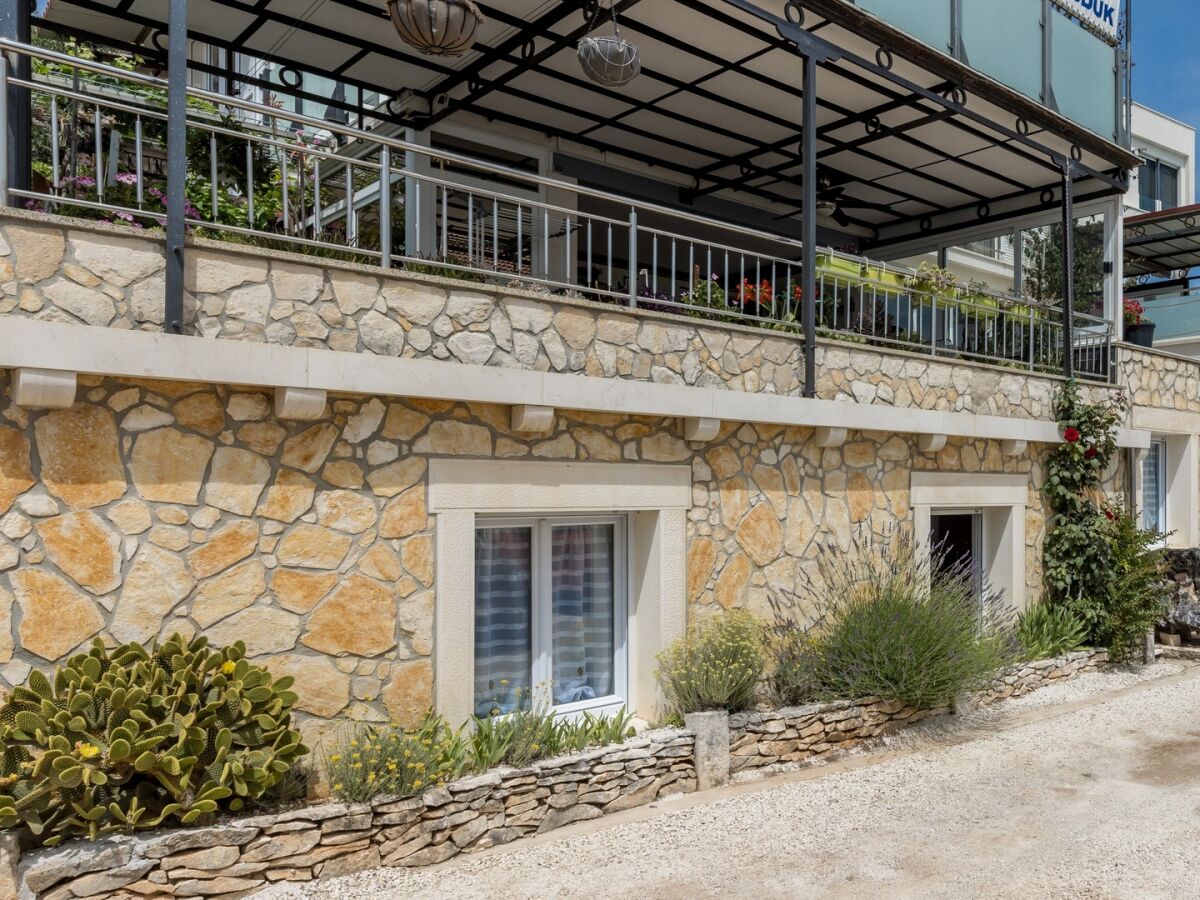 Apartment One bedroom apartment with terrace and sea view Mavarštica, Čiovo A-21062-a - Outdoor photo 2