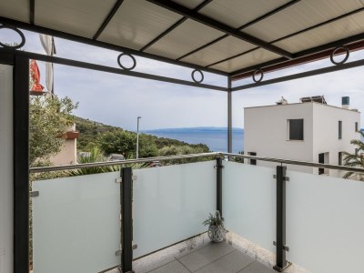 Apartment One bedroom apartment with terrace and sea view Mavarštica, Čiovo A-21062-a - Outdoor photo 22