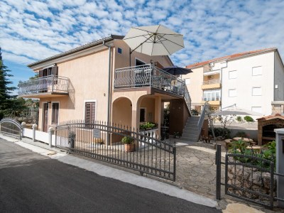 Apartment One bedroom apartment with terrace Starigrad, Paklenica A-21824-a - Outdoor photo 3