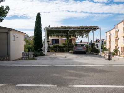 Apartment One bedroom apartment with terrace Starigrad, Paklenica A-21824-a - Outdoor photo 9