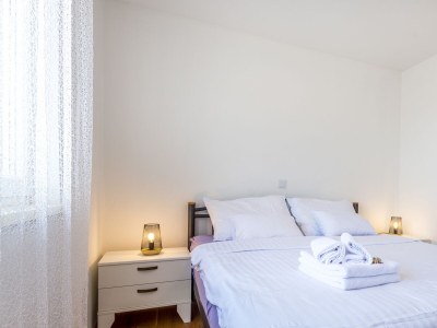 Apartment Two bedroom apartment with balcony and sea view Šibenik A-21075-a - Outdoor photo 9