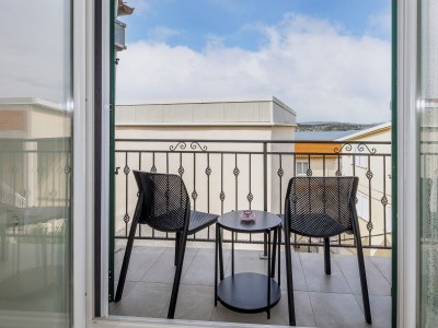 Apartment Two bedroom apartment with balcony and sea view Šibenik A-21075-a - Outdoor photo 18