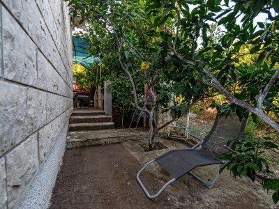 Apartment One bedroom apartment with terrace and sea view Kneža, Korčula A-21829-b - Outdoor photo 13