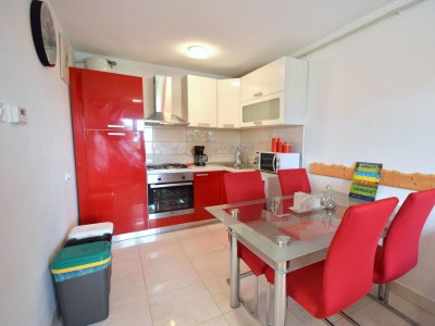 Apartment Two bedroom apartment with terrace Omišalj, Krk A-20617-a - Outdoor photo 9