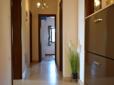 Apartment Three bedroom apartment with terrace and sea view Omišalj, Krk A-20617-b - Outdoor photo 19