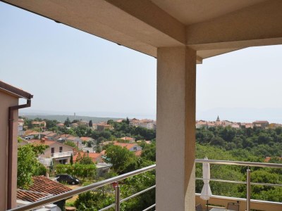 Apartment Three bedroom apartment with terrace and sea view Omišalj, Krk A-20617-b - Outdoor photo 23