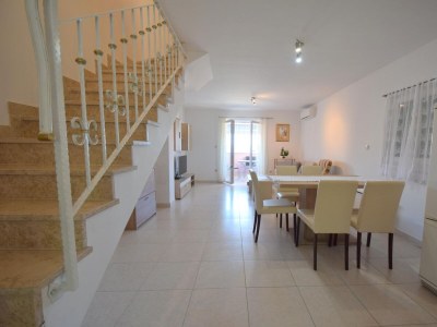 Apartment Two bedroom apartment with balcony Njivice, Krk A-21902-a - Outdoor photo 7