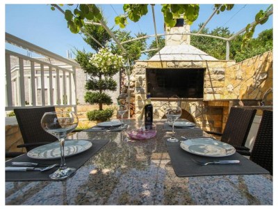 Apartment Three bedroom apartment with terrace and sea view Trogir A-21466-a - Outdoor photo 7