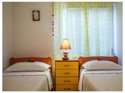 Apartment Three bedroom apartment with terrace Trogir A-21466-b - Outdoor photo 28