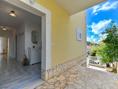 Apartment Three bedroom apartment with terrace Trogir A-21466-b - Outdoor photo 32