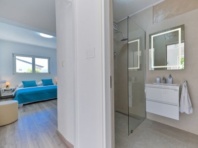 Apartment Two bedroom apartment with terrace Trogir A-21466-c - Outdoor photo 25