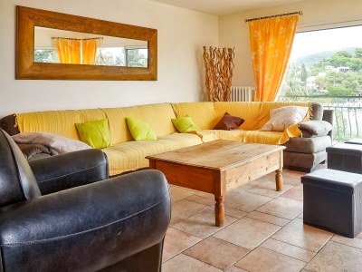 Villa with pool right on the beach in Carqueiranne - Features photo 20