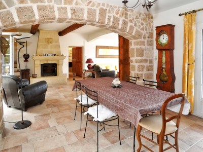 Villa with pool right on the beach in Carqueiranne - Features photo 22