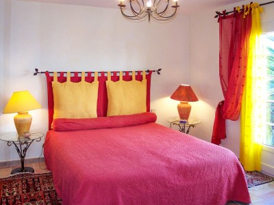 Villa with pool right on the beach in Carqueiranne - Features photo 26