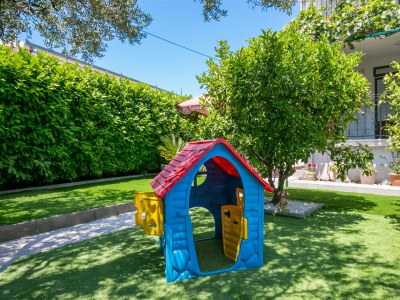 Apartment Two bedroom apartment with terrace Kaštel Štafilić, Kaštela A-21948-b - Outdoor photo 12