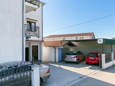Apartment Two bedroom apartment with terrace Kaštel Štafilić, Kaštela A-21948-b - Outdoor photo 24