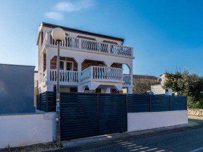 Apartment Two bedroom apartment with terrace and sea view Vir A-21504-b - Outdoor photo 2