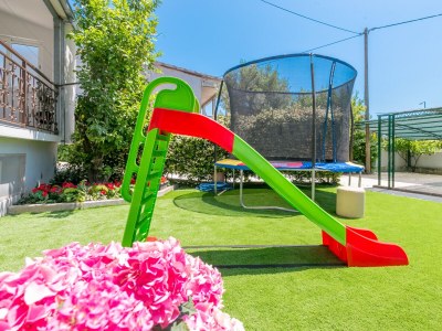 Apartment One bedroom apartment with terrace and sea view Kaštel Štafilić, Kaštela A-21948-c - Outdoor photo 15