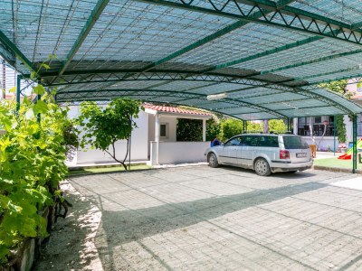 Apartment One bedroom apartment with terrace and sea view Kaštel Štafilić, Kaštela A-21948-c - Outdoor photo 22