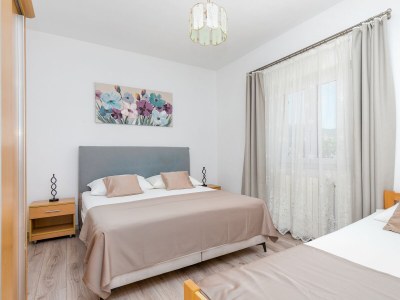 Apartment One bedroom apartment with terrace and sea view Kaštel Štafilić, Kaštela A-21948-c - Outdoor photo 31