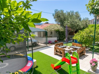 Apartment One bedroom apartment with terrace and sea view Kaštel Štafilić, Kaštela A-21948-c - Outdoor photo 37