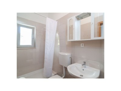 Apartment One bedroom apartment with terrace and sea view Splitska, Brač A-21974-a - Outdoor photo 8