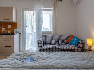 Apartment Apartments by the sea Vir - 21579 - Outdoor photo 11