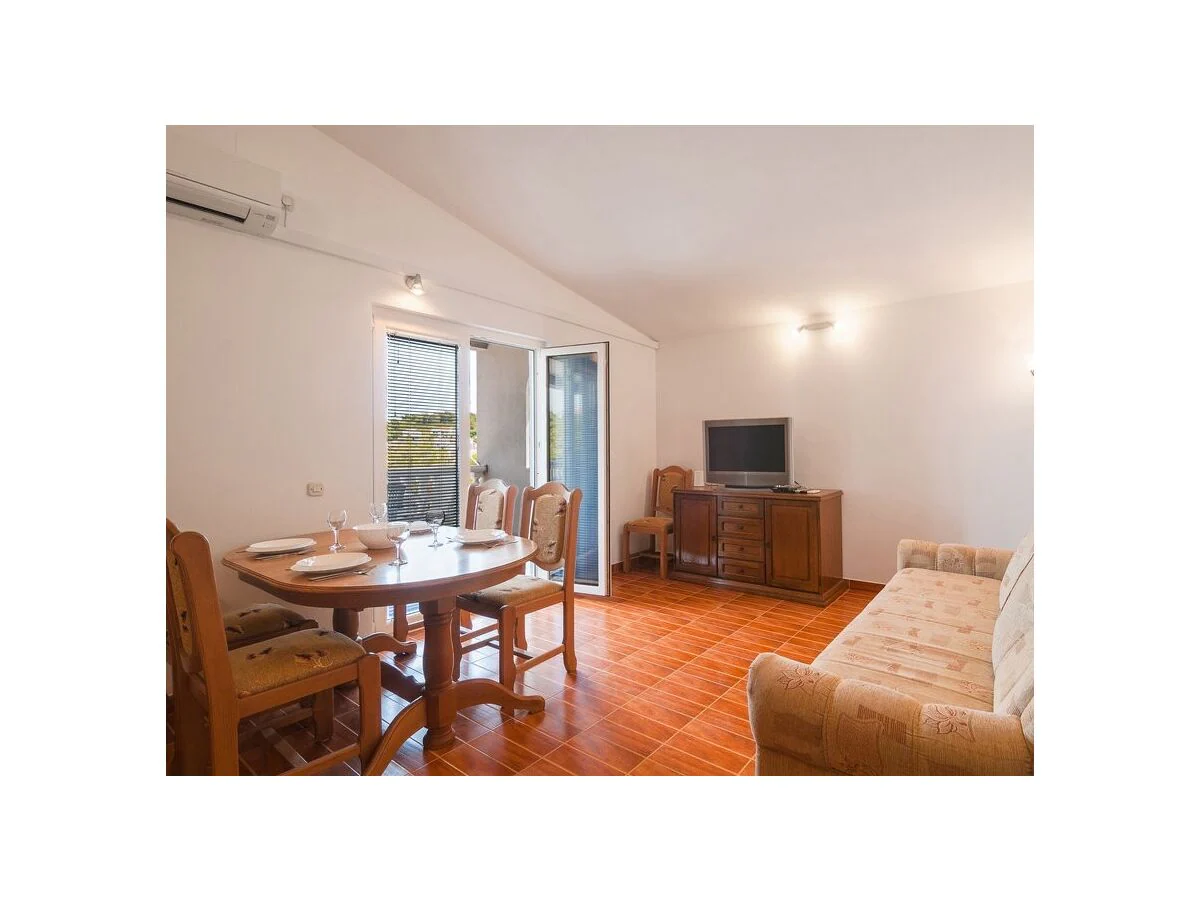 Apartment One bedroom apartment with terrace and sea view Splitska, Brač A-21974-d - Outdoor photo 4