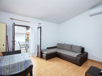 Apartment One bedroom apartment with terrace Vodice A-21593-b - Outdoor photo 17