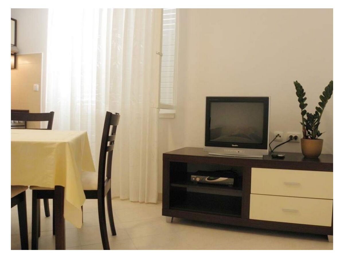 Apartment One bedroom apartment with terrace and sea view Barbat, Rab A-22053-b - Outdoor photo 4