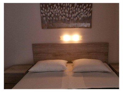 Apartment One bedroom apartment with terrace and sea view Barbat, Rab A-22053-b - Outdoor photo 8