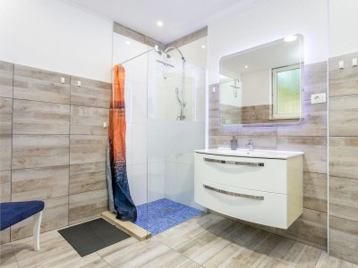 Apartment Two bedroom apartment with terrace and sea view Sumpetar, Omiš A-21633-d - Outdoor photo 34