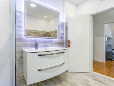 Apartment Two bedroom apartment with terrace and sea view Sumpetar, Omiš A-21633-d - Outdoor photo 35