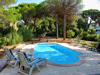 Holiday house with private Pool in Les Issambres - Outdoor photo 6