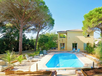 Holiday house with private Pool in Les Issambres - Outdoor photo 7