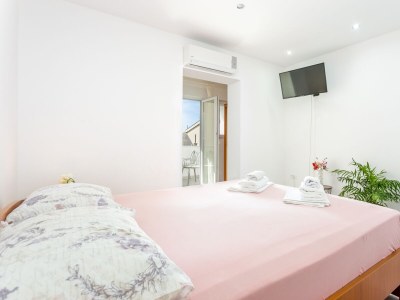 Apartment Studio flat with terrace Tučepi, Makarska AS-22086-a - Outdoor photo 15