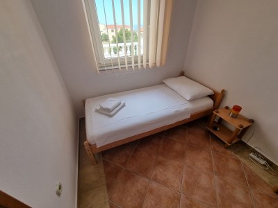 Apartment Two bedroom apartment with terrace and sea view Vir A-21649-b - Outdoor photo 12