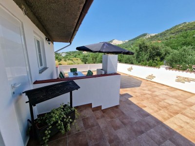 Apartment Two bedroom apartment with terrace and sea view Barbat, Rab A-22167-a - Outdoor photo 20