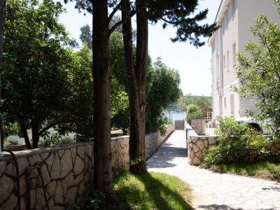 Apartment Three bedroom apartment near beach Stara Novalja, Pag A-21662-d - Outdoor photo 11