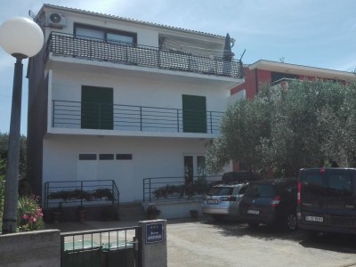 Apartment One bedroom apartment with terrace and sea view Brodarica, Šibenik A-21888-b - Outdoor photo 2