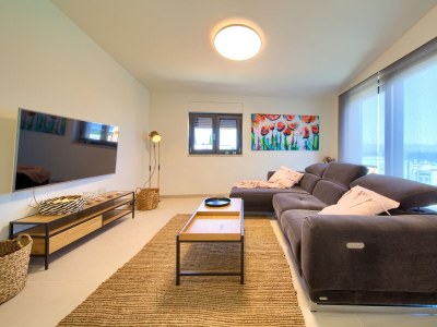 Apartment Two bedroom apartment with terrace and sea view Njivice, Krk A-21889-b - Outdoor photo 6