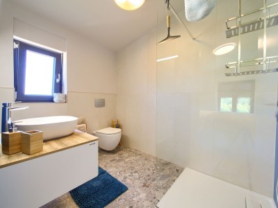 Apartment Two bedroom apartment with terrace and sea view Njivice, Krk A-21889-b - Outdoor photo 22