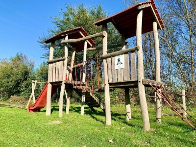 Holiday house Renovated bungalow with garden - Outdoor photo 10