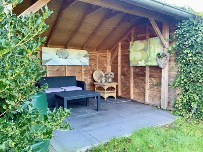 Holiday house Renovated bungalow with garden - Outdoor photo 15