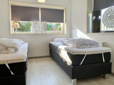 Holiday house Renovated bungalow with garden - Features photo 28