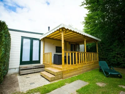 Holiday park Chalet in Duinhoeve im Van-Gogh-Stil - Holiday park