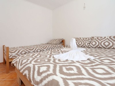 Apartment Two bedroom apartment with air-conditioning Vir A-22134-c - Outdoor photo 14