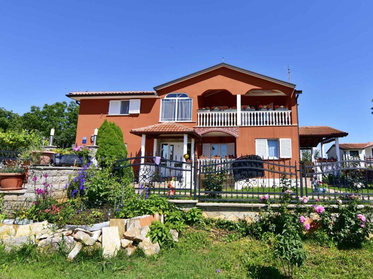 Apartment Two bedroom apartment with terrace Valica, Umag A-22453-b - Outdoor photo 3