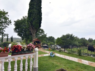 Apartment Two bedroom apartment with terrace Valica, Umag A-22453-b - Outdoor photo 6